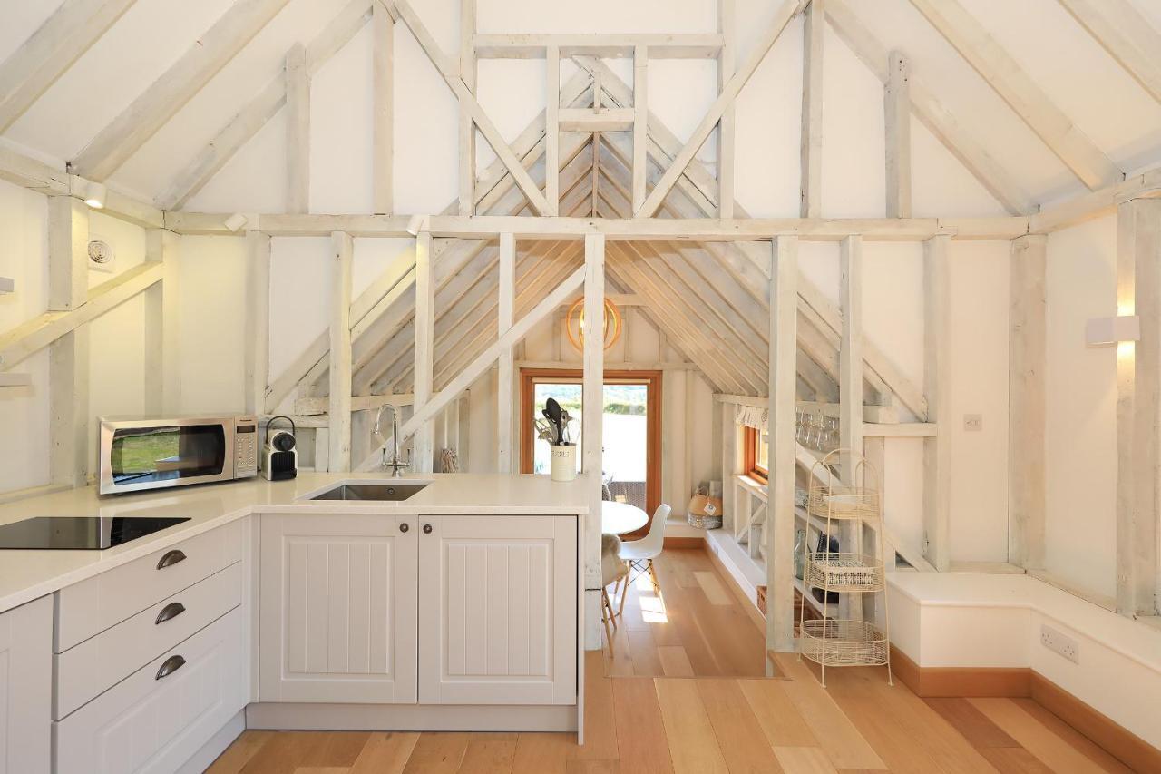 The Cowshed, Tunbridge Wells Villa Exterior photo